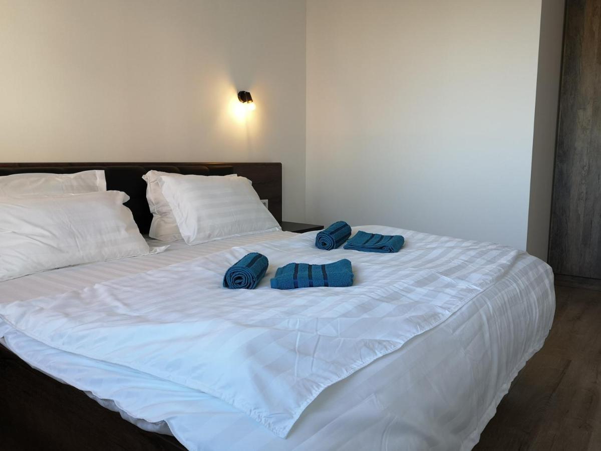 Ared-Atrium Mall Chrysflatty3 Premium Apartment 60Mp أراد المظهر الخارجي الصورة