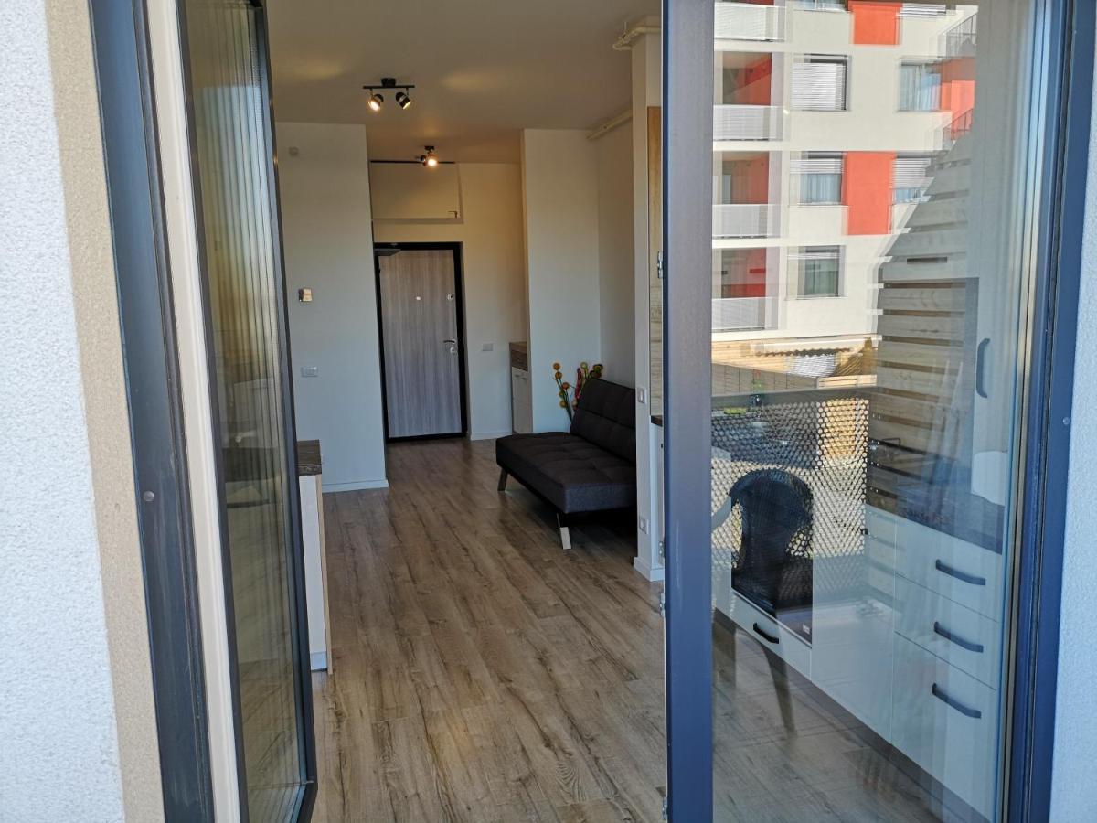 Ared-Atrium Mall Chrysflatty3 Premium Apartment 60Mp أراد المظهر الخارجي الصورة