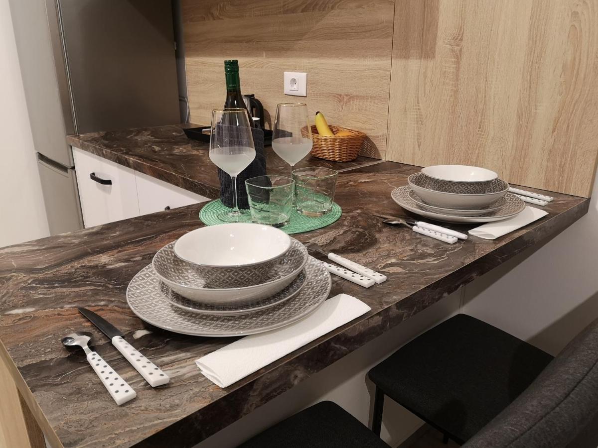 Ared-Atrium Mall Chrysflatty3 Premium Apartment 60Mp أراد المظهر الخارجي الصورة